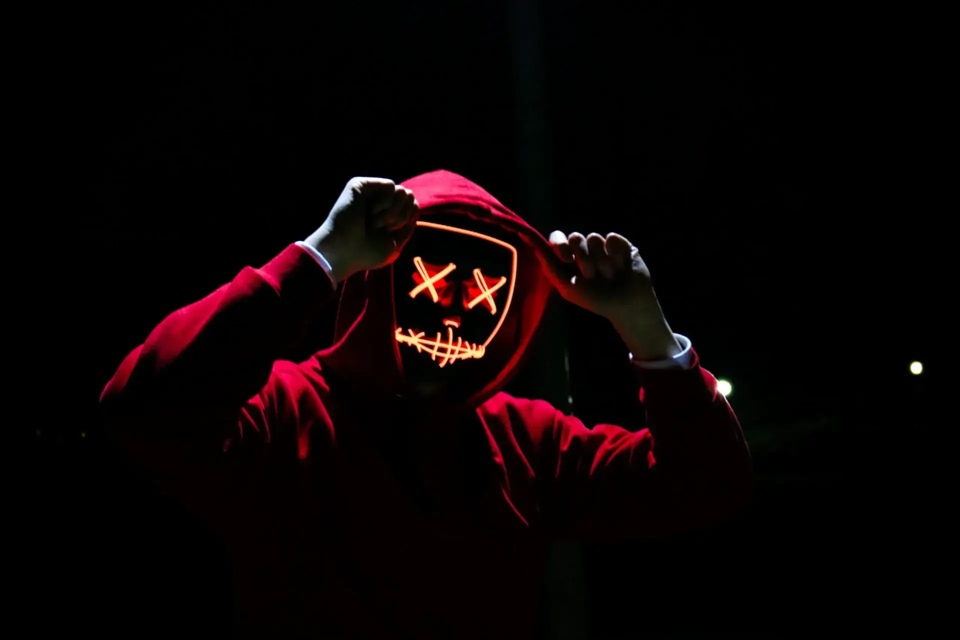 How To Spot Recruitment Scams & 10 Steps To Protect Yourself